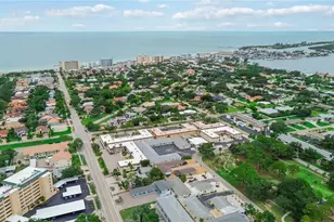 525 Manatee Ct, Venice, FL 34285 - Photo 27