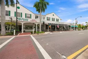 525 Manatee Ct, Venice, FL 34285 - Photo 73