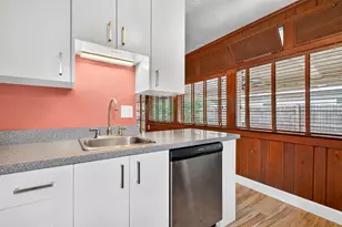 2837 Forest Ln, Sarasota, FL 34231 - Photo 13