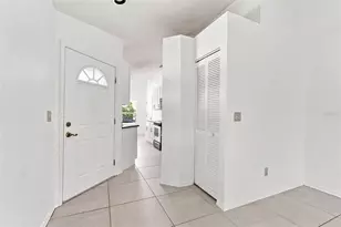 3248 Gulf Watch Ct, Sarasota, FL 34231 - Photo 7