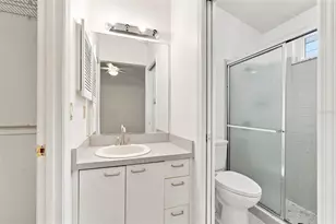 3248 Gulf Watch Ct, Sarasota, FL 34231 - Photo 19