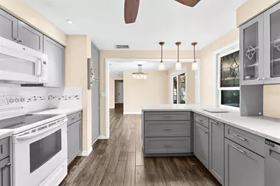3403 66th Street Court W, Bradenton, FL 34209 - Photo 11