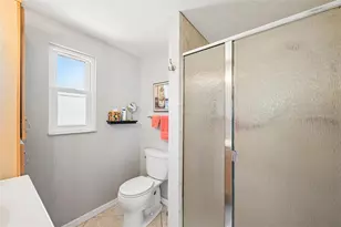 106 Algiers Dr, Venice, FL 34293 - Photo 23
