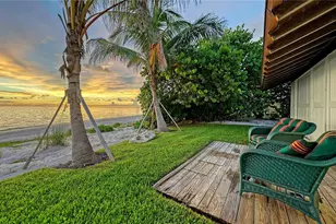 2417 Casey Key Rd, Nokomis, FL 34275 - Photo 7