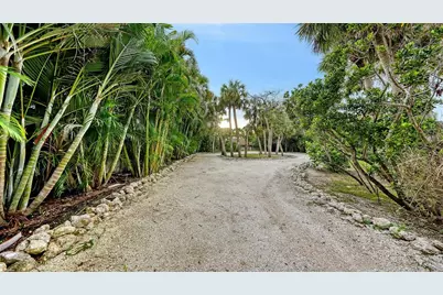 2417 Casey Key Road, Nokomis, FL 34275 - Photo 3
