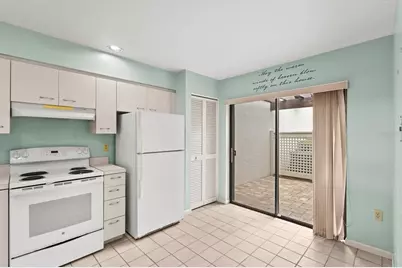 3118 Windrush Bourne #8, Sarasota, FL 34235 - Photo 15