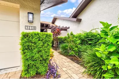 3118 Windrush Bourne #8, Sarasota, FL 34235 - Photo 5