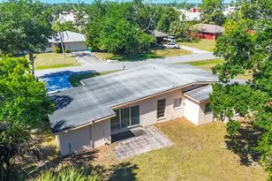 2538 Lakeshore Cir, Port Charlotte, FL 33952 - Photo 3