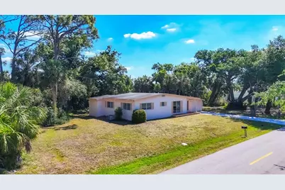 2538 Lakeshore Circle, Port Charlotte, FL 33952 - Photo 27