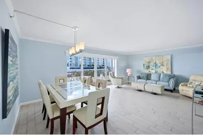 800 Benjamin Franklin Drive #501, Sarasota, FL 34236 - Photo 9