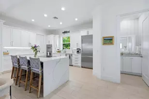 3913 Roberts Point Rd, Sarasota, FL 34242 - Photo 5