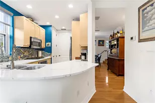 235 Cocoanut Ave, Sarasota, FL 34236 - Photo 9