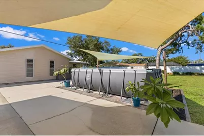 5715 29th Avenue Drive E, Bradenton, FL 34208 - Photo 15