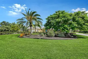 5211 Inverness Dr, Sarasota, FL 34243 - Photo 37