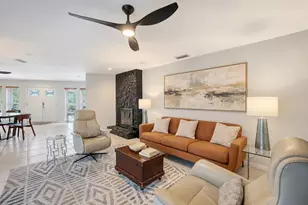 5211 Inverness Dr, Sarasota, FL 34243 - Photo 11