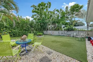5211 Inverness Dr, Sarasota, FL 34243 - Photo 31