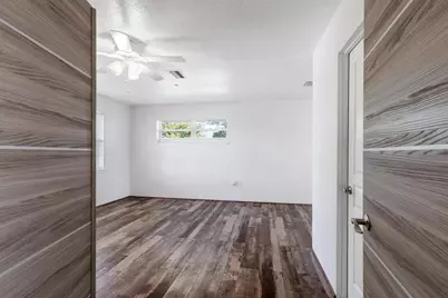 651 Avenida Del Norte, Sarasota, FL 34242 - Photo 21