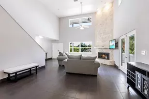 651 Avenida Del Norte, Sarasota, FL 34242 - Photo 9