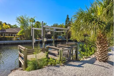 651 Avenida Del Norte, Sarasota, FL 34242 - Photo 43