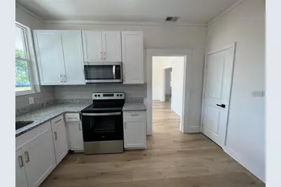 3429 37th Street N, Saint Petersburg, FL 33713 - Photo 7
