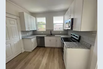 3429 37th Street N, Saint Petersburg, FL 33713 - Photo 5