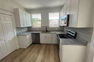 3429 37th St N, Saint Petersburg, FL 33713 - Photo 5