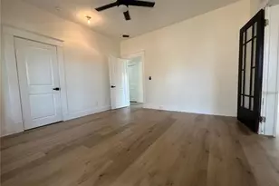 3429 37th St N, Saint Petersburg, FL 33713 - Photo 13