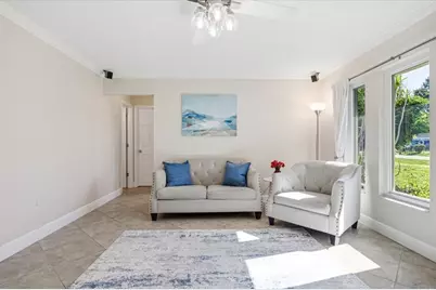 3105 Baldwin Avenue, Sarasota, FL 34232 - Photo 11
