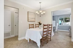 3105 Baldwin Ave, Sarasota, FL 34232 - Photo 15