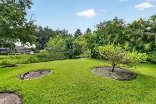 1322 Western Pine Cir, Sarasota, FL 34240 - Photo 37