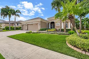 14250 Sundial Pl, Lakewood Ranch, FL 34202 - Photo 9