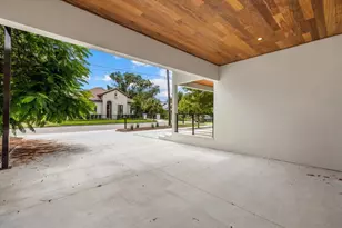 1675 5th St, Sarasota, FL 34236 - Photo 51