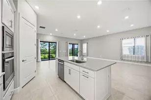 6188 Talon Preserve Dr, Nokomis, FL 34275 - Photo 9