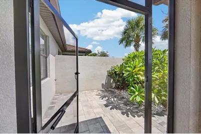 6927 Holbrook Cove, Lakewood Ranch, FL 34202 - Photo 41