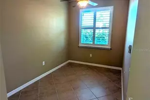 7810 Moonstone Dr, Sarasota, FL 34233 - Photo 5