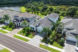 2806 Butterfly Jasmine Trail, Sarasota, FL 34240 - Photo 11