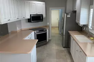 11616 Garessio Ln, Sarasota, FL 34238 - Photo 9