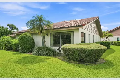 3871 Wilshire Circle W #119, Sarasota, FL 34238 - Photo 3