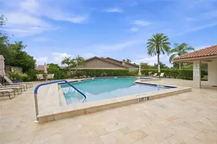 3871 Wilshire Cir W, Sarasota, FL 34238 - Photo 49