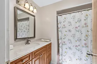 3262 Brockton Ln, Sarasota, FL 34239 - Photo 23