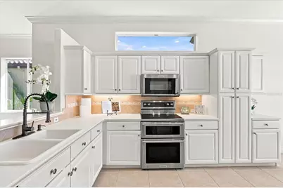 10209 Silverado Circle, Bradenton, FL 34202 - Photo 5