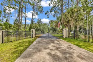 3605 Tropicaire Blvd, North Port, FL 34286 - Photo 7