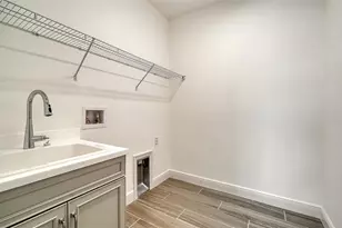 2440 Star Apple Wy, Sarasota, FL 34240 - Photo 37
