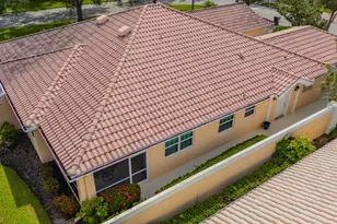 5868 Helicon Pl, Sarasota, FL 34238 - Photo 29