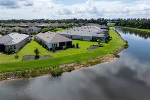 10394 Morning Mist Ln, Sarasota, FL 34241 - Photo 3