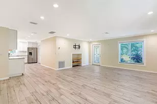 305 Hills Rd, Nokomis, FL 34275 - Photo 9