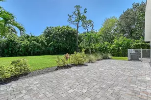 305 Hills Rd, Nokomis, FL 34275 - Photo 31