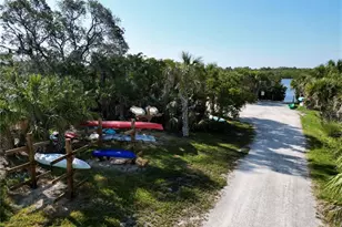 921 Riverscape St, Bradenton, FL 34208 - Photo 85