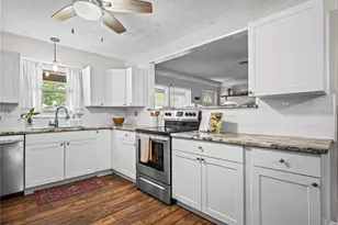 6164 23rd Ave N, Saint Petersburg, FL 33710 - Photo 13