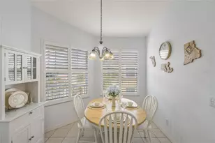 203 Casa Del Lago Way, Venice, FL 34292 - Photo 23